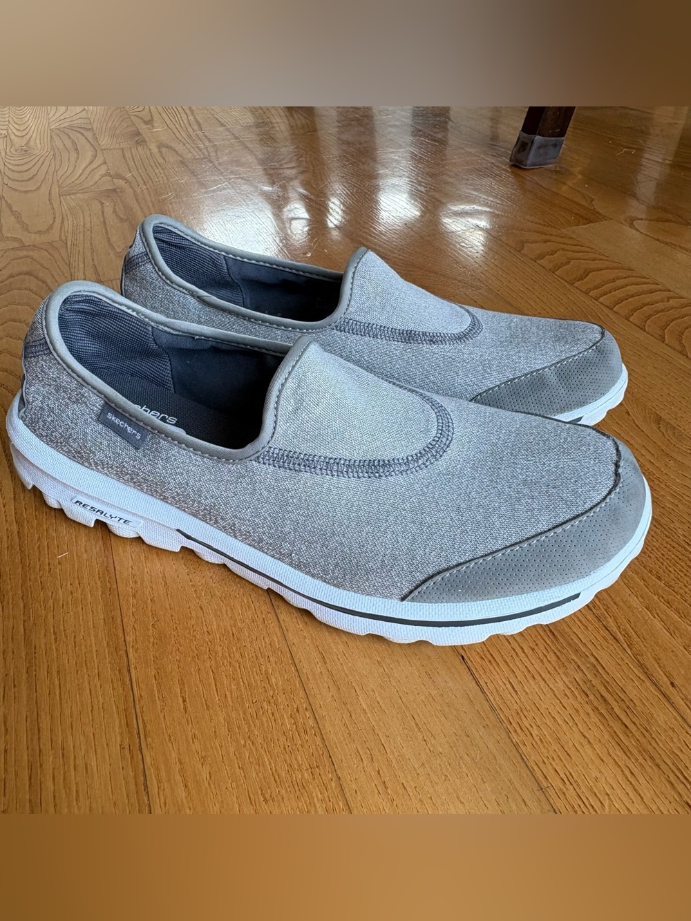 Skechers GOwalk walking shoes Sneakers slip-on Gray Casual Comfort womens Sz 11